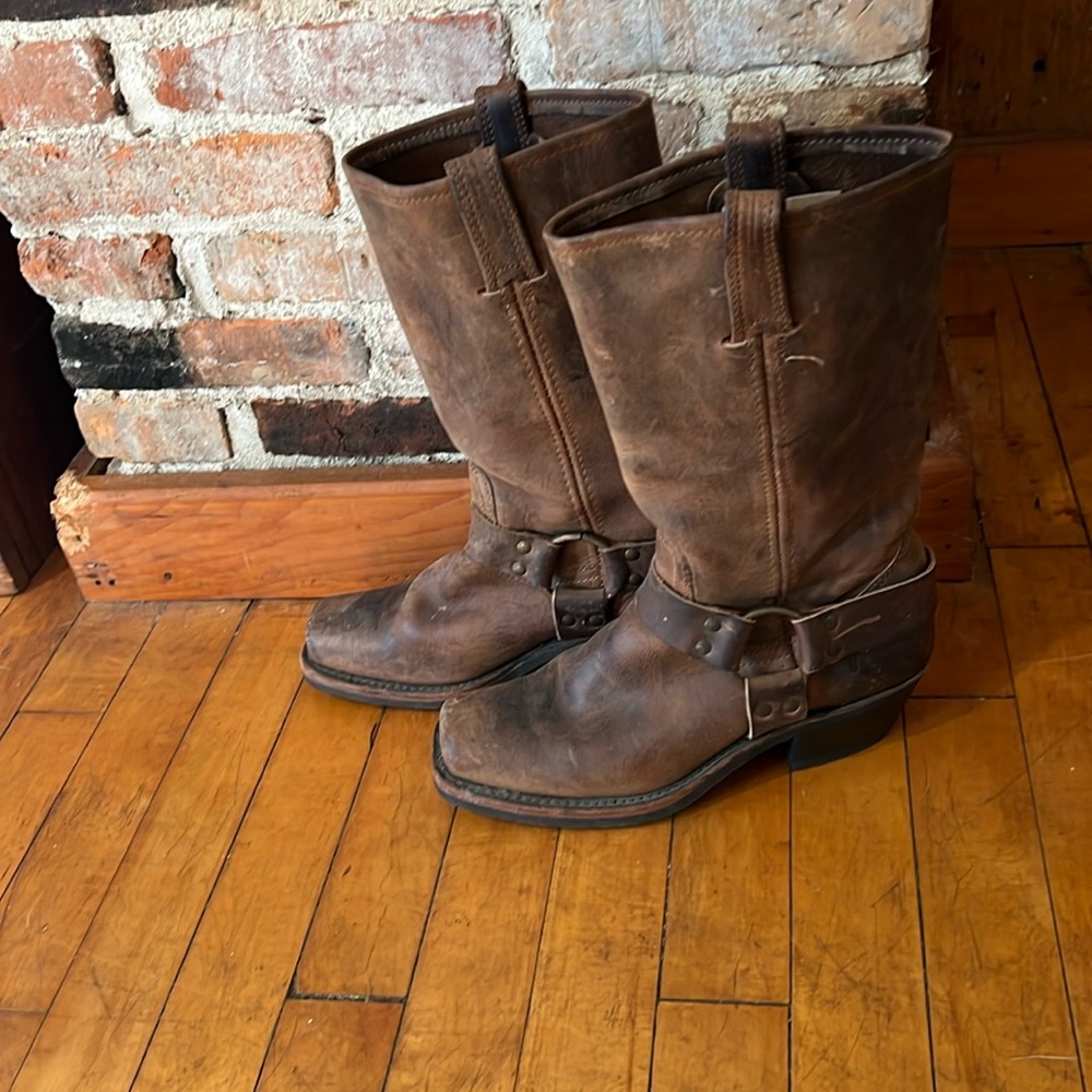 Women’s size 7 Frye Harness Boots